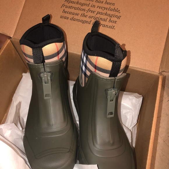 Burberry Ankle Rainboots - Picture 2 of 6